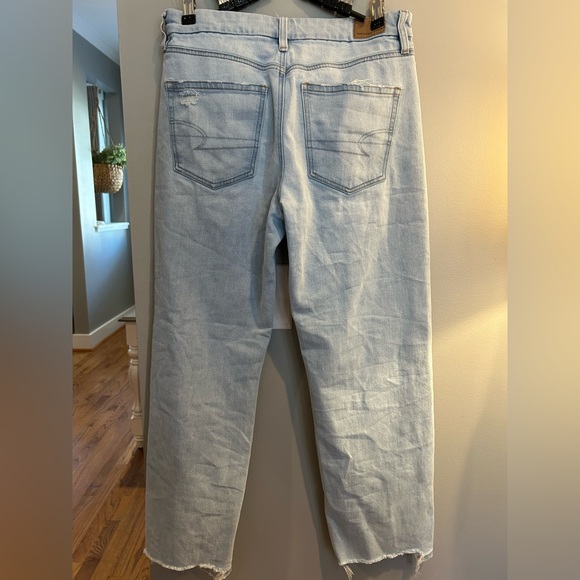 Light Blue Distressed Women Jeans - Picture 5 of 7
